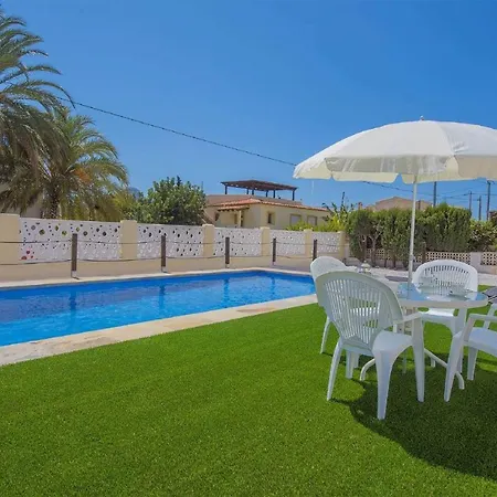 Neus - Plusholidays Villa