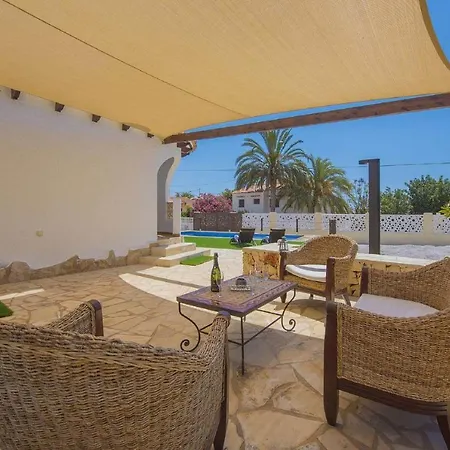 Vila Neus - Plusholidays